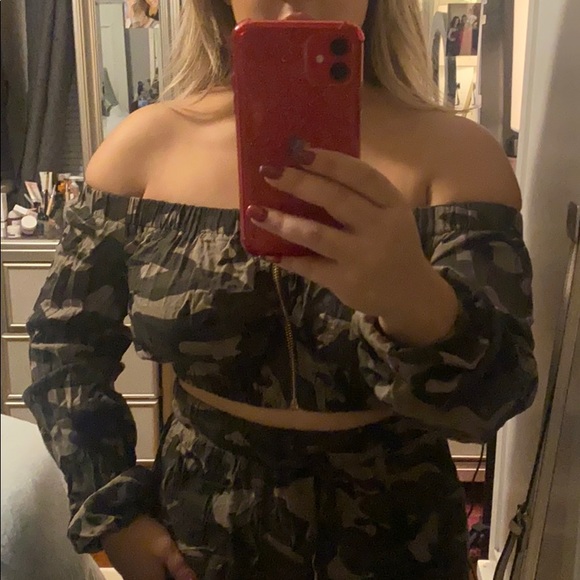 Two piece Camo set - Picture 5 of 6